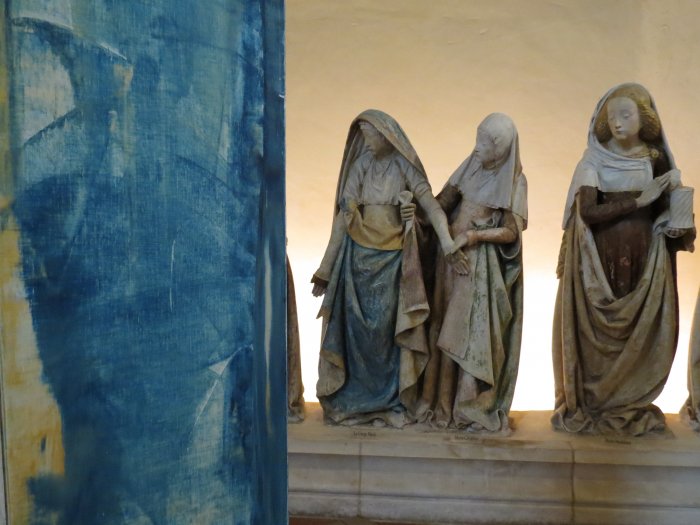 Essai de couleur d'après la robe de marie
